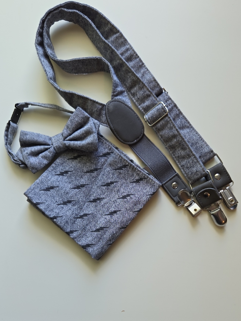 Toddler/Little Boys Gray Pocket Square, Bow Tie & Suspenders Set